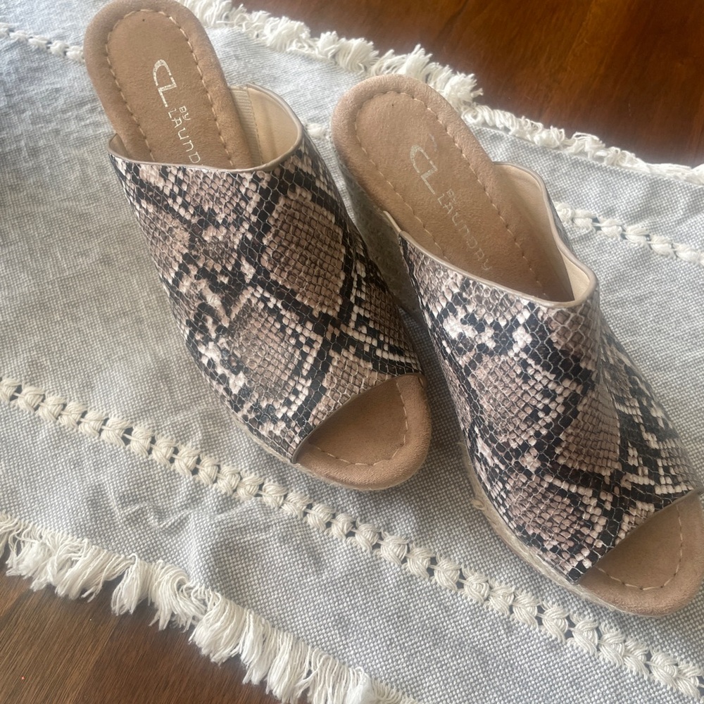 CL by Laundry Brown Wedge Shoes